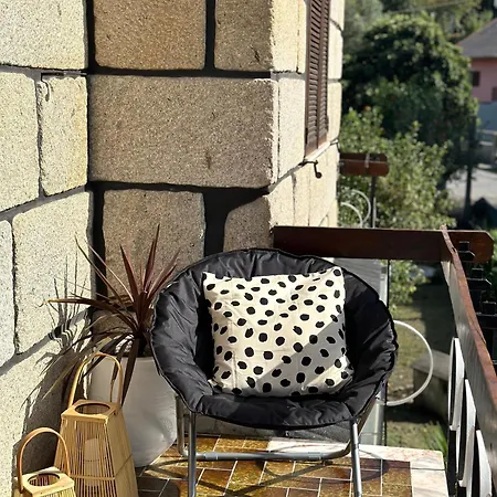Guia In Valdreu Holiday home Braga