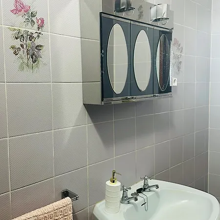 Vakantiehuis Guia In Valdreu *