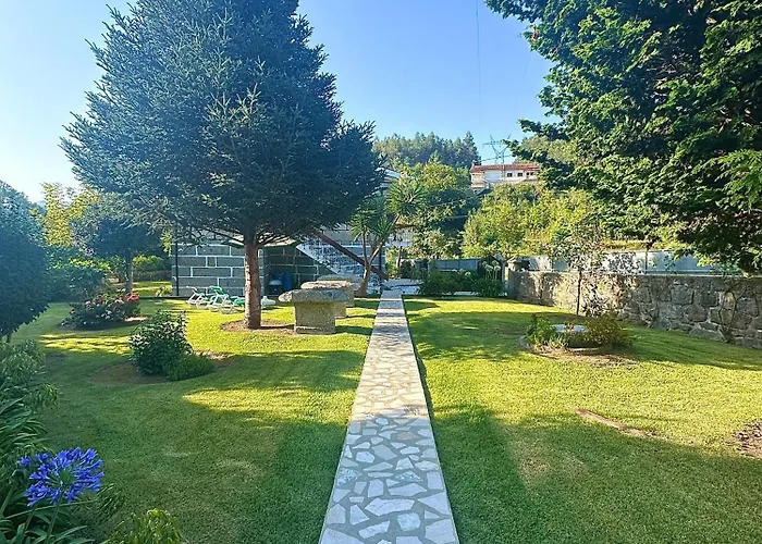 Vakantiehuis Guia In Valdreu