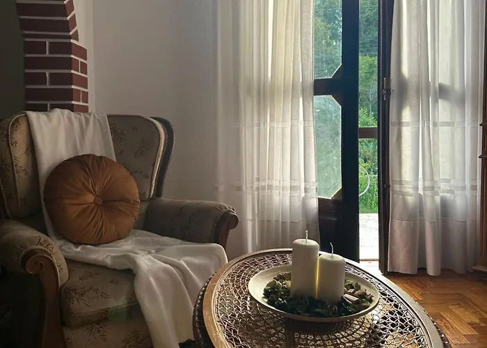 بيت للعطل Guia In Valdreu *